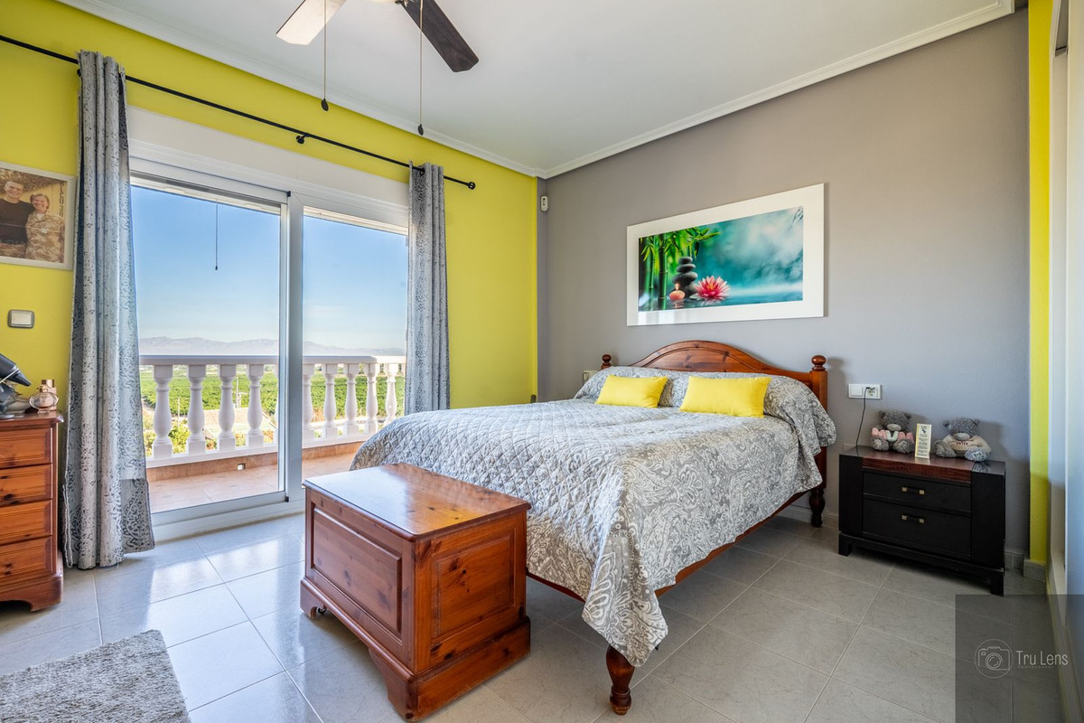 Huis te koop in Benejuzar | 4 slaapkamers H4869937