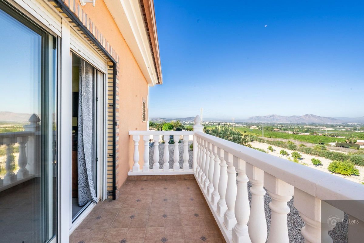 Huis te koop in Benejuzar | 4 slaapkamers H4869937