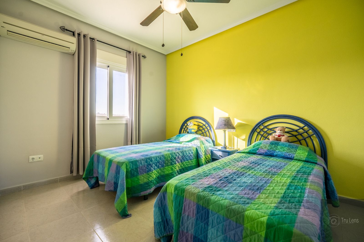 Huis te koop in Benejuzar | 4 slaapkamers H4869937