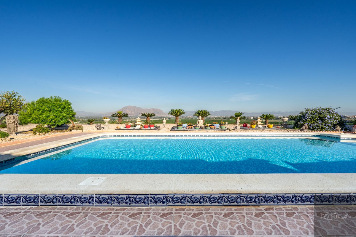 Huis te koop in Benejuzar | 4 slaapkamers H4869937