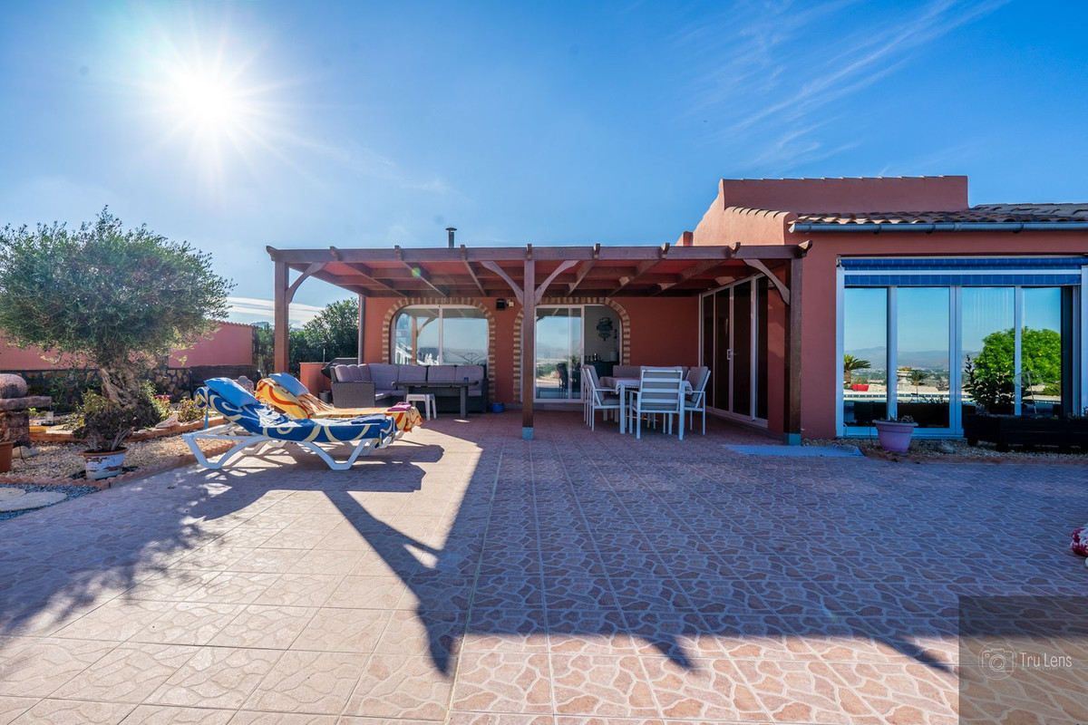 Huis te koop in Benejuzar | 4 slaapkamers H4869937