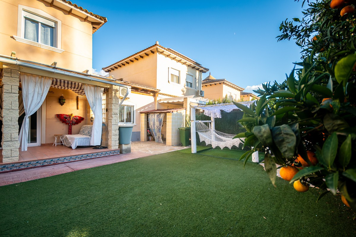 Huis te koop in Benferri | 4 slaapkamers H5236903