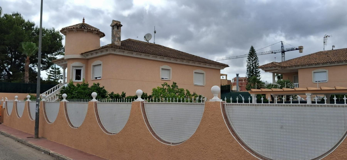 Huis te koop in Benferri | 3 slaapkamers H5437057