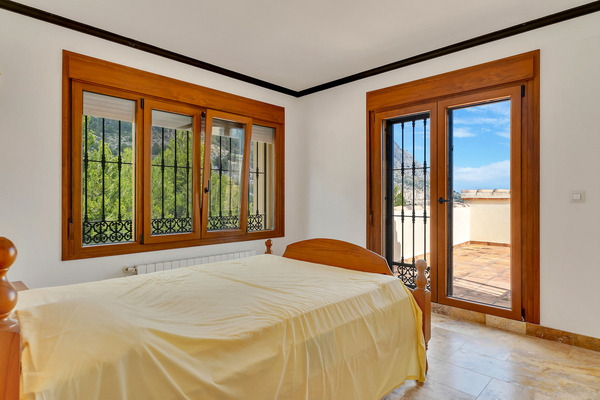 Huis te koop in Beniarbeig | 4 slaapkamers H5063533