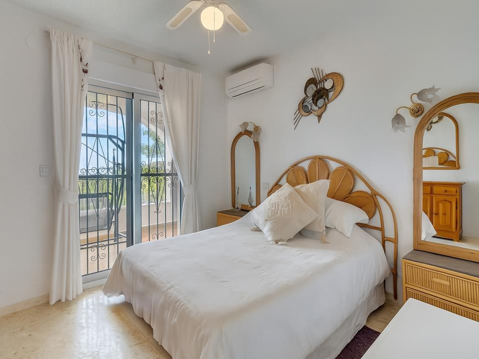 Huis te koop in Benidoleig | 5 slaapkamers H5111926