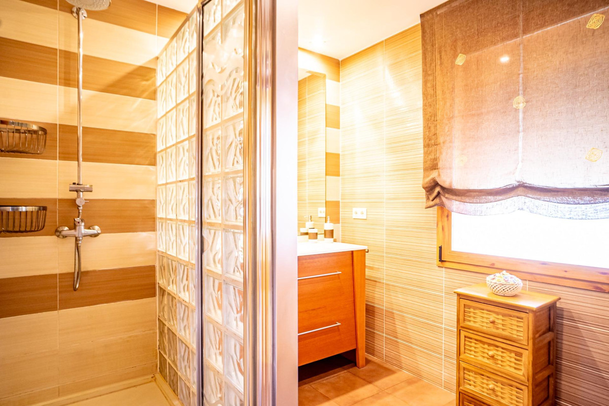 Huis te koop in Benidorm | 5 slaapkamers H5284378