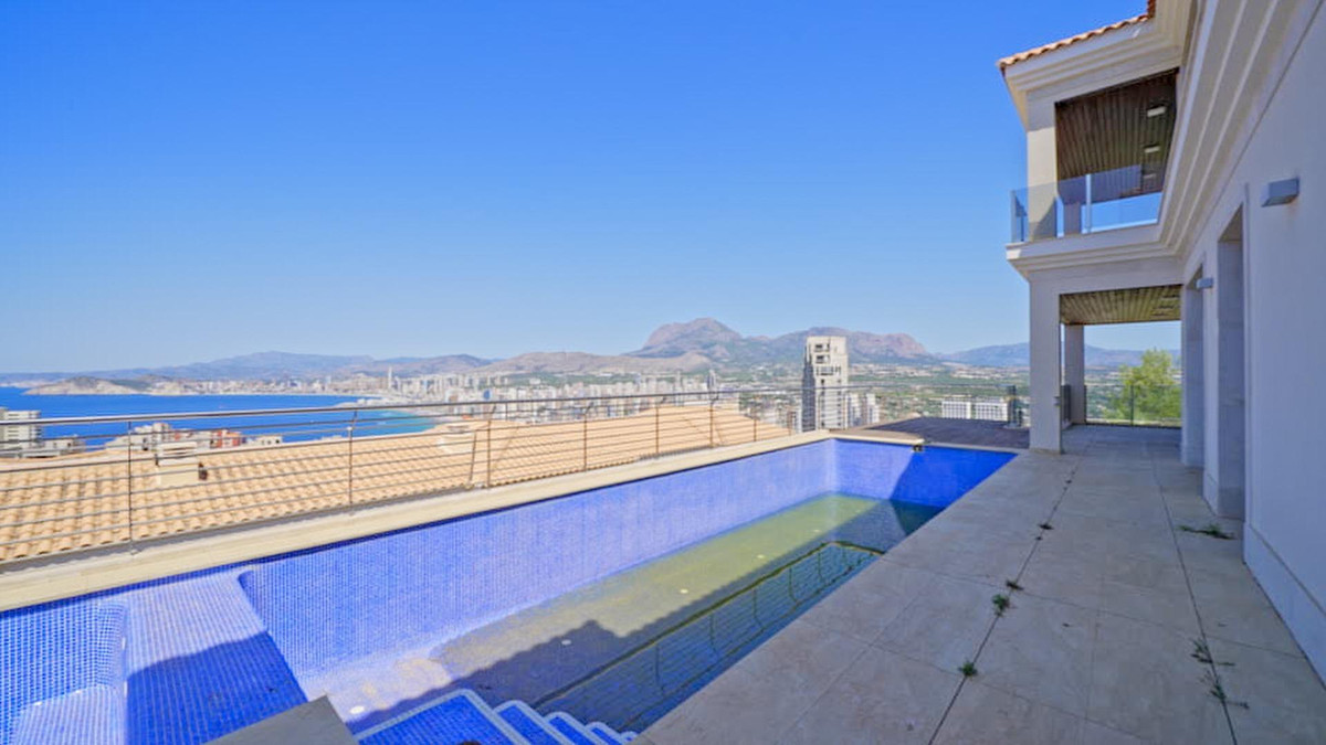 Huis te koop in Benidorm | 4 slaapkamers H5324095