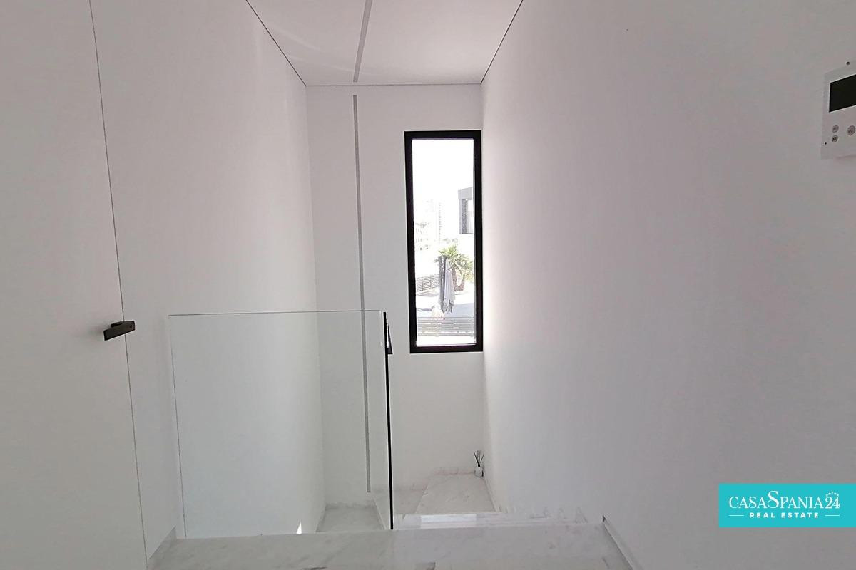 Huis te koop in Benidorm | 4 slaapkamers H5366089