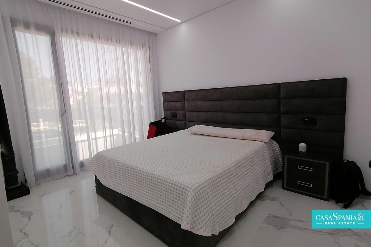 Huis te koop in Benidorm | 4 slaapkamers H5366089