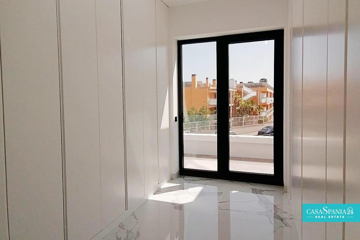 Huis te koop in Benidorm | 4 slaapkamers H5366089