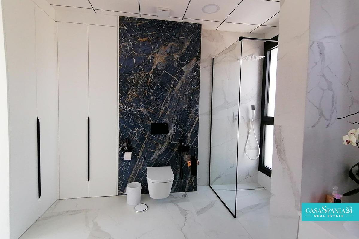 Huis te koop in Benidorm | 4 slaapkamers H5366089