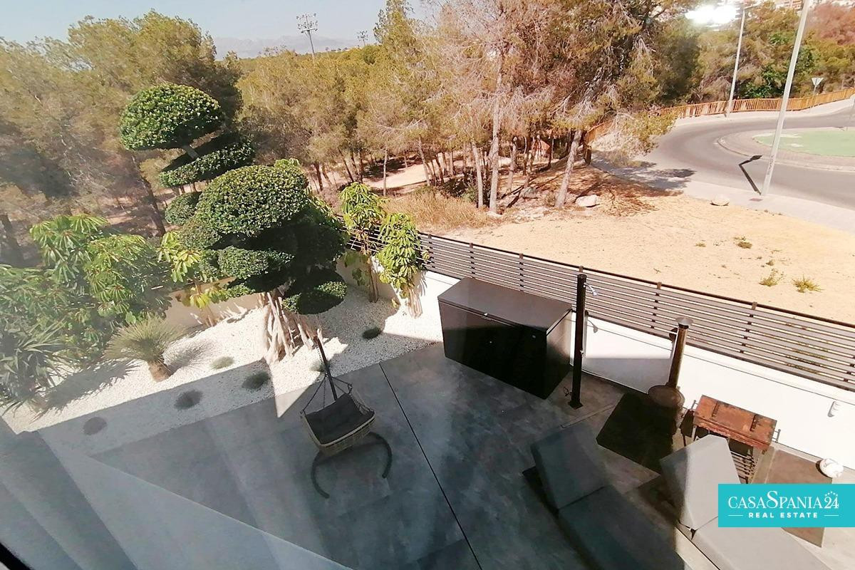 Huis te koop in Benidorm | 4 slaapkamers H5366089