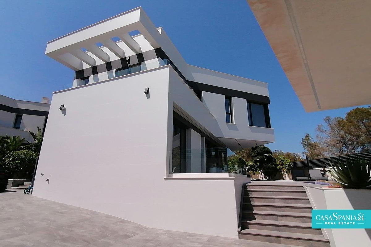 Huis te koop in Benidorm | 4 slaapkamers H5366089