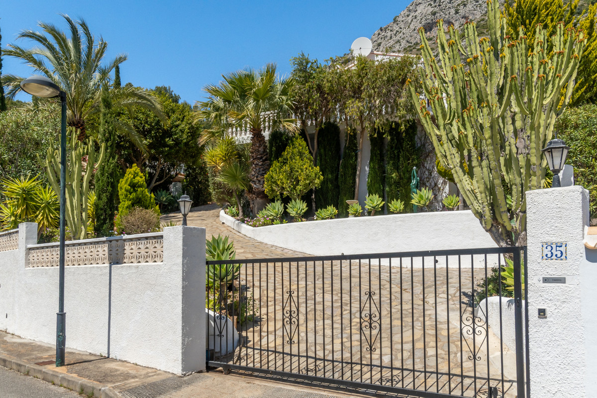 Property main view 50