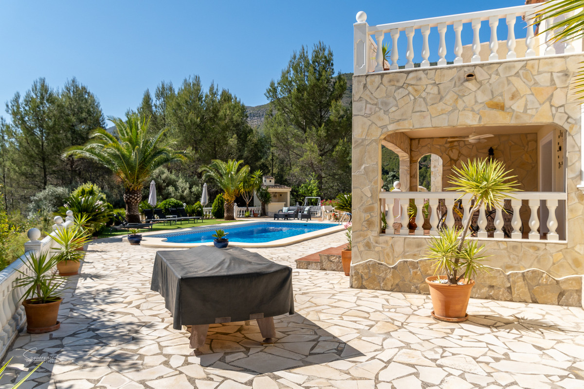 Property main view 44