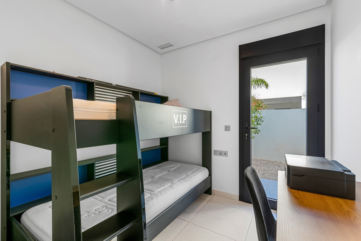 Property main view 33