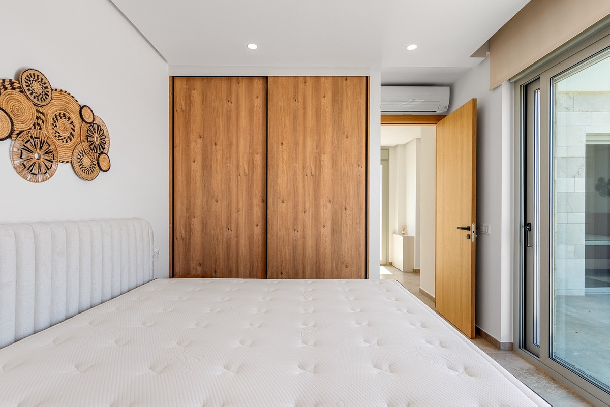 Property main view 44