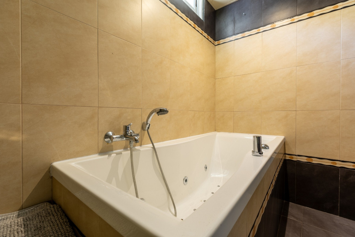 Property main view 48