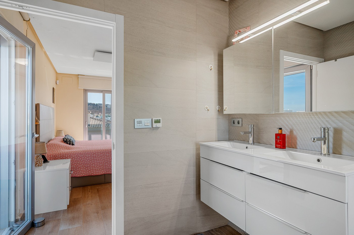 Property main view 16