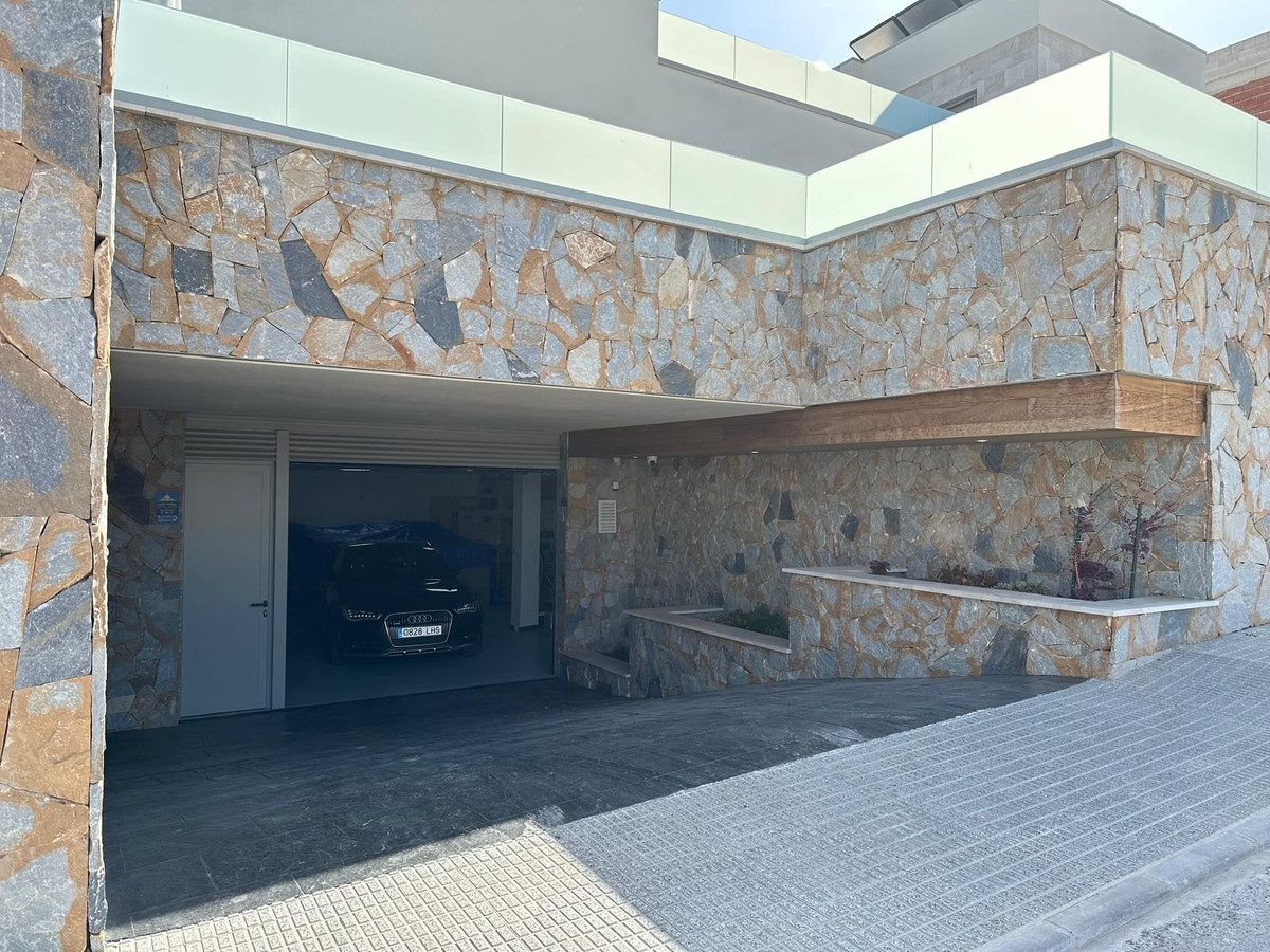 Property main view 42