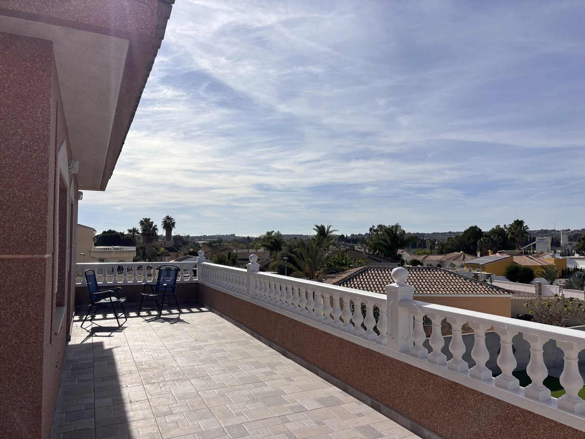 Property main view 44