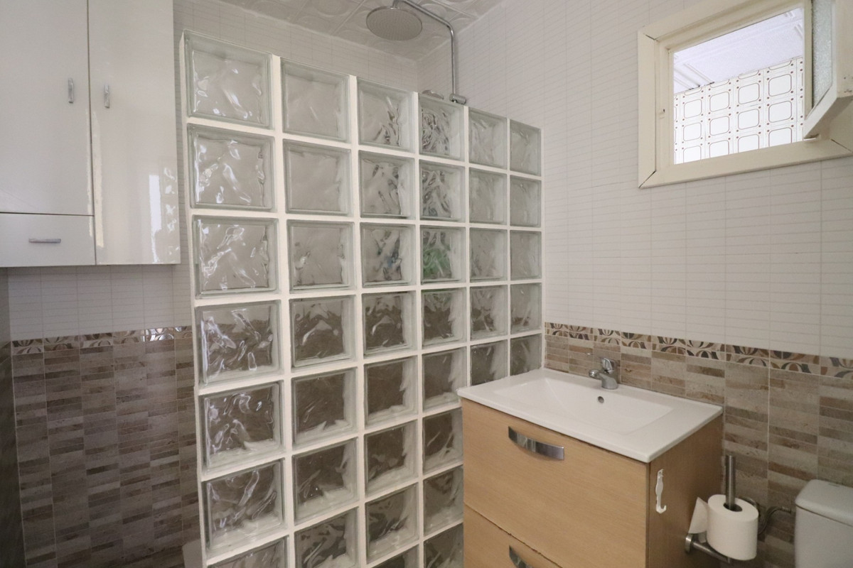 Bungalow te koop in Benijofar | 4 slaapkamers H5292391