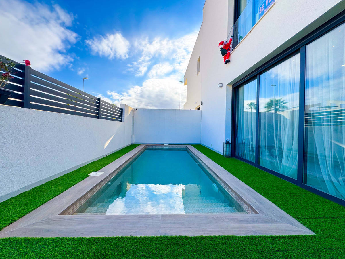 Huis te koop in Benijofar | 2 slaapkamers H5295679