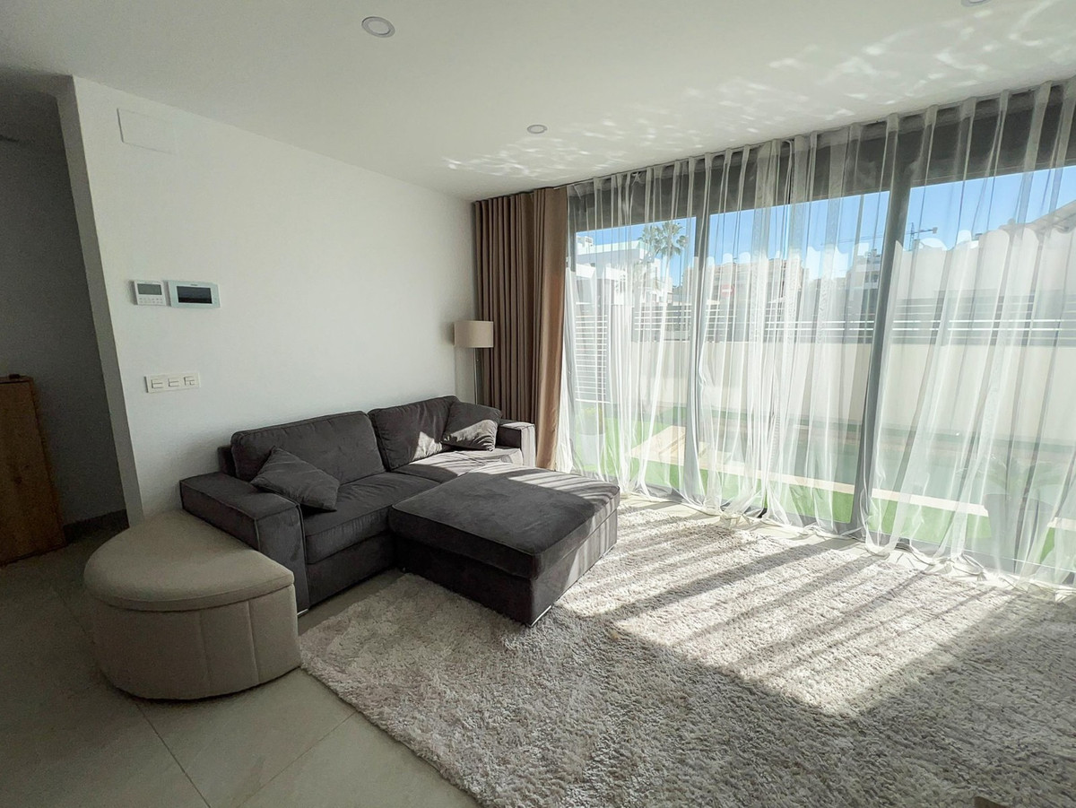 Huis te koop in Benijofar | 2 slaapkamers H5303038