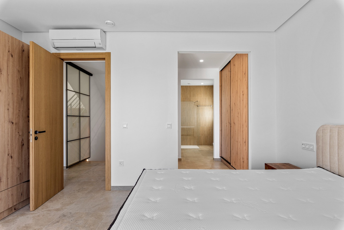 Huis te koop in Benijofar | 4 slaapkamers H5303356