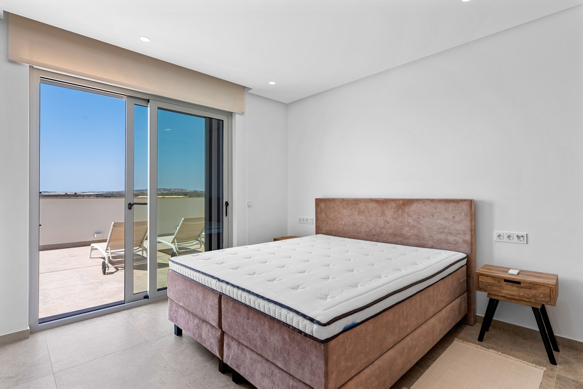 Huis te koop in Benijofar | 4 slaapkamers H5303356