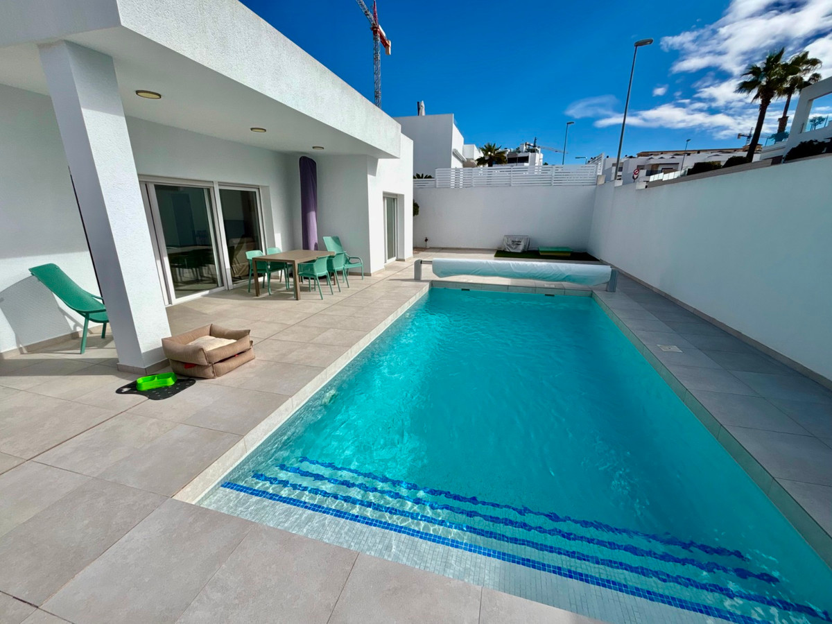 Huis te koop in Benijofar | 3 slaapkamers H5307154