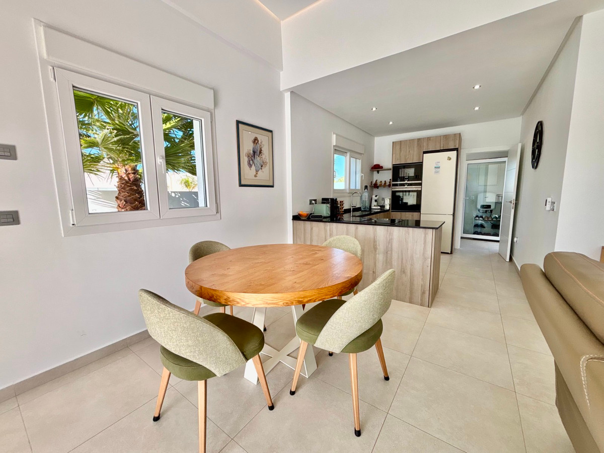 Huis te koop in Benijofar | 3 slaapkamers H5307154