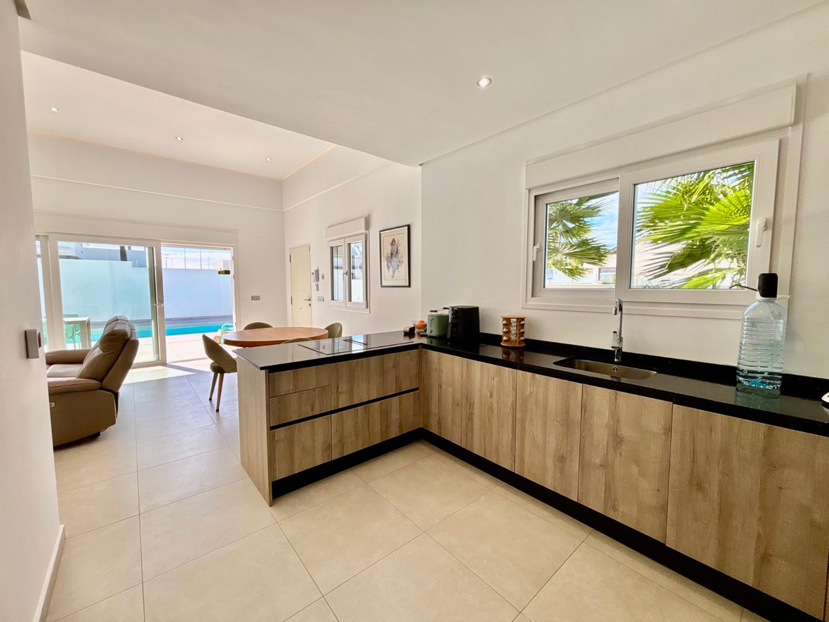 Huis te koop in Benijofar | 3 slaapkamers H5307154