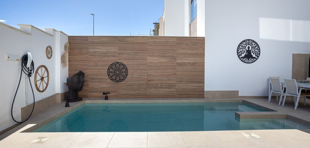 Huis te koop in Benijofar | 3 slaapkamers H5308507