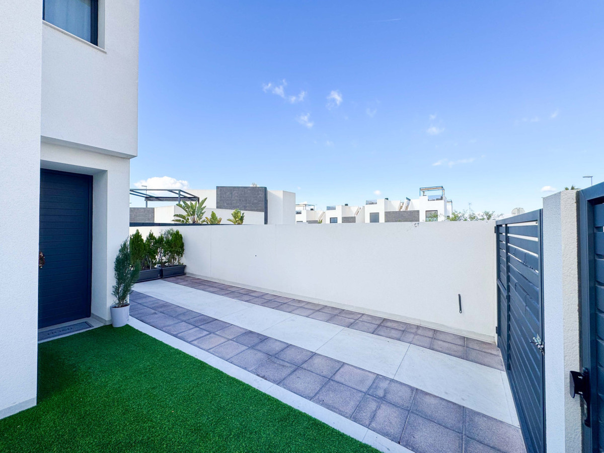 Huis te koop in Benijofar | 2 slaapkamers H5347732