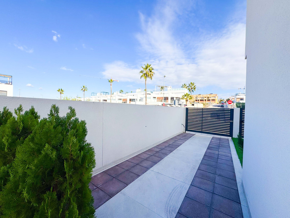 Huis te koop in Benijofar | 2 slaapkamers H5347732