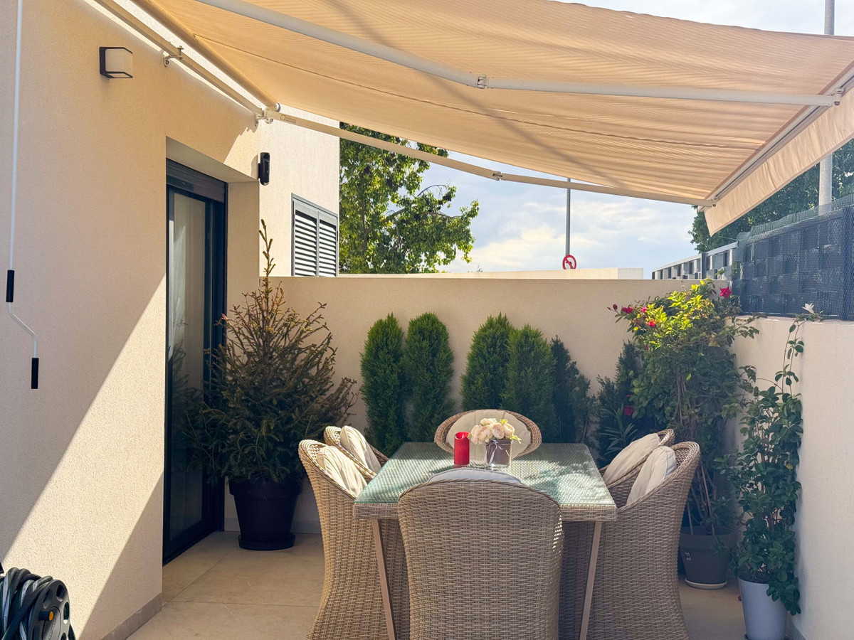 Huis te koop in Benijofar | 2 slaapkamers H5347732