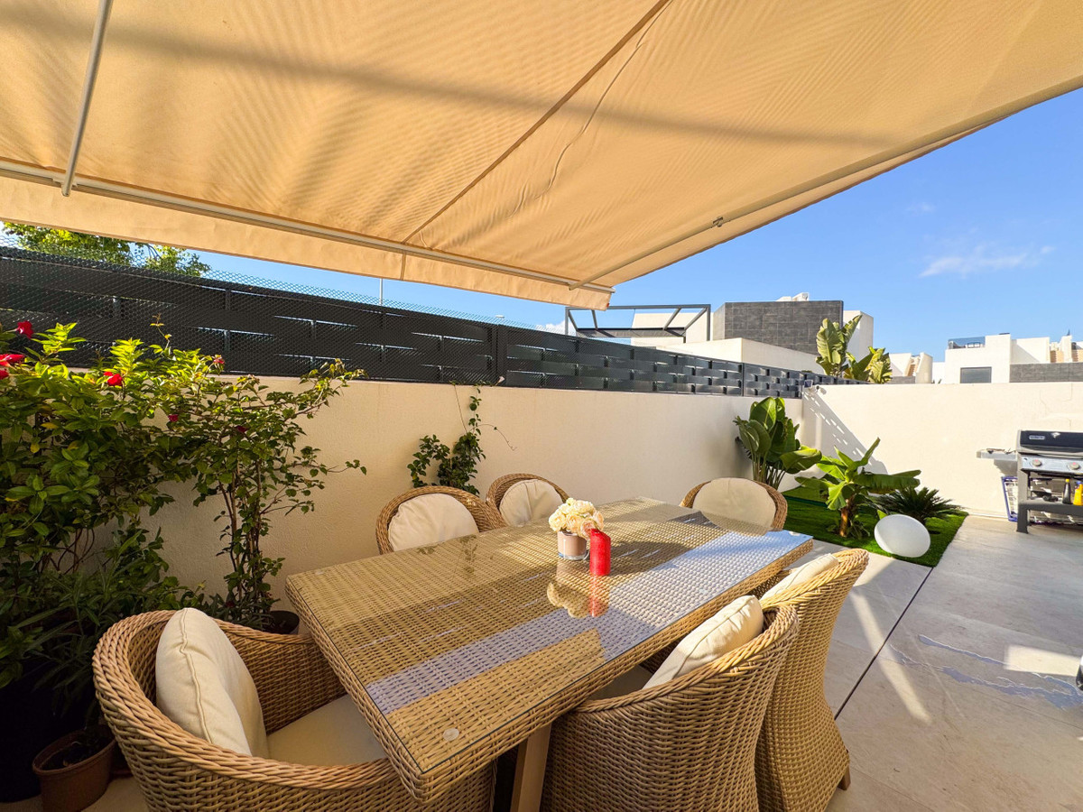 Huis te koop in Benijofar | 2 slaapkamers H5347732