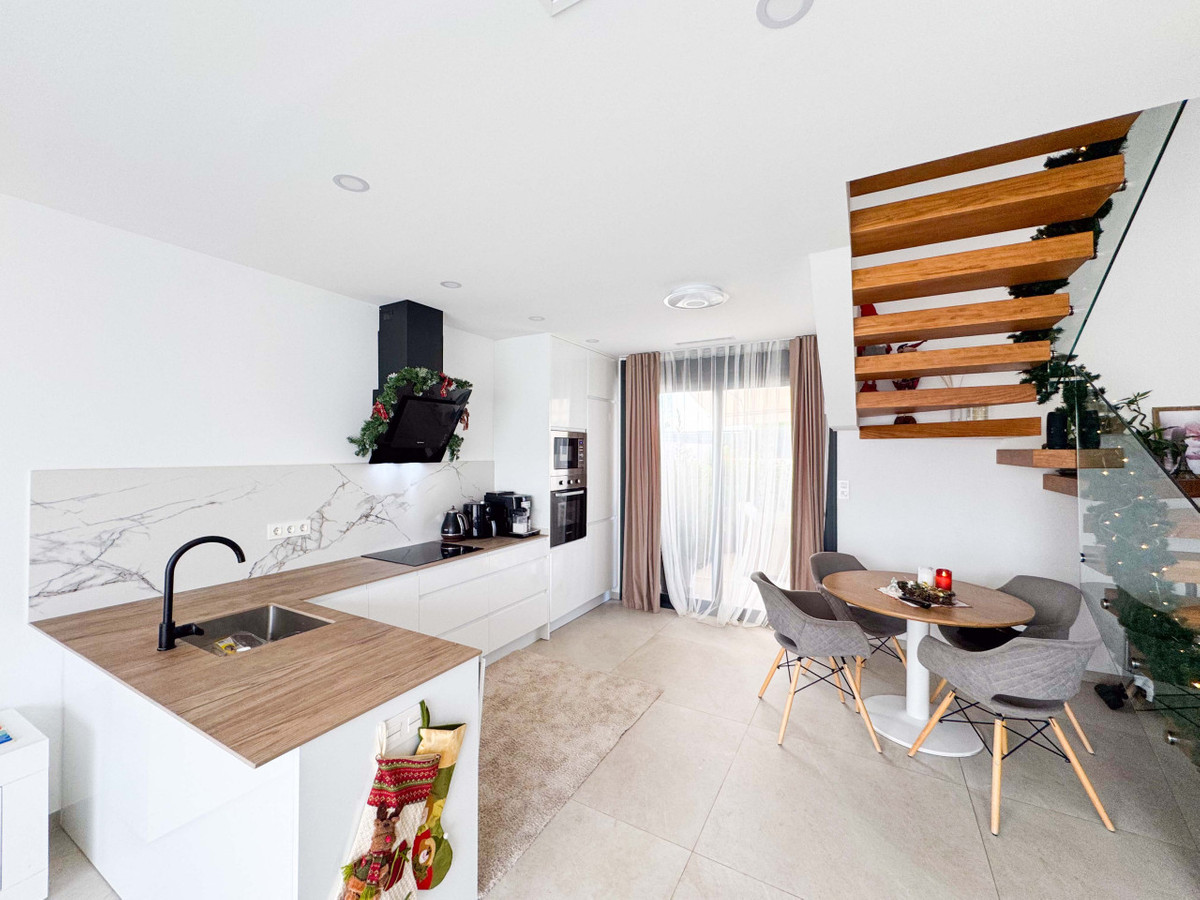 Huis te koop in Benijofar | 2 slaapkamers H5347732