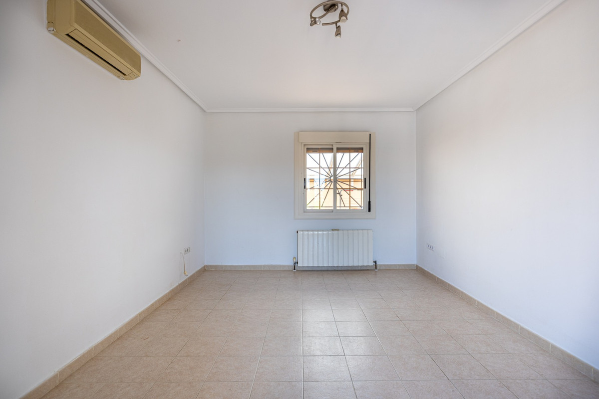 Huis te koop in Benijofar | 5 slaapkamers H5363614