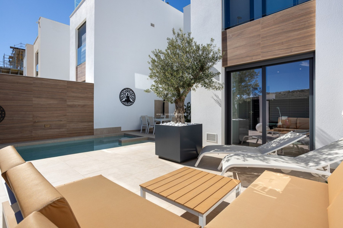 Huis te koop in Benijofar | 3 slaapkamers H5375452