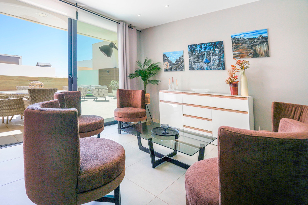 Huis te koop in Benijofar | 4 slaapkamers H5400940