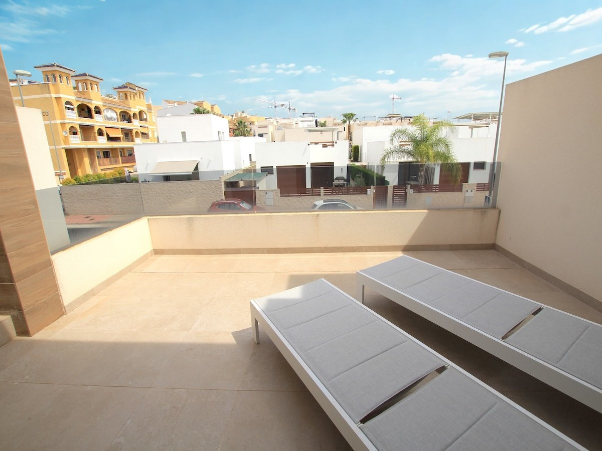 Huis te koop in Benijofar | 3 slaapkamers H5420485