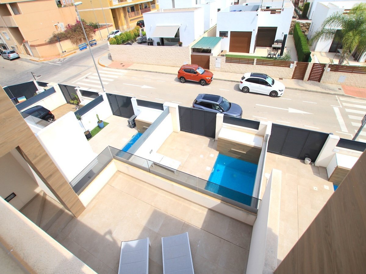 Huis te koop in Benijofar | 3 slaapkamers H5420485