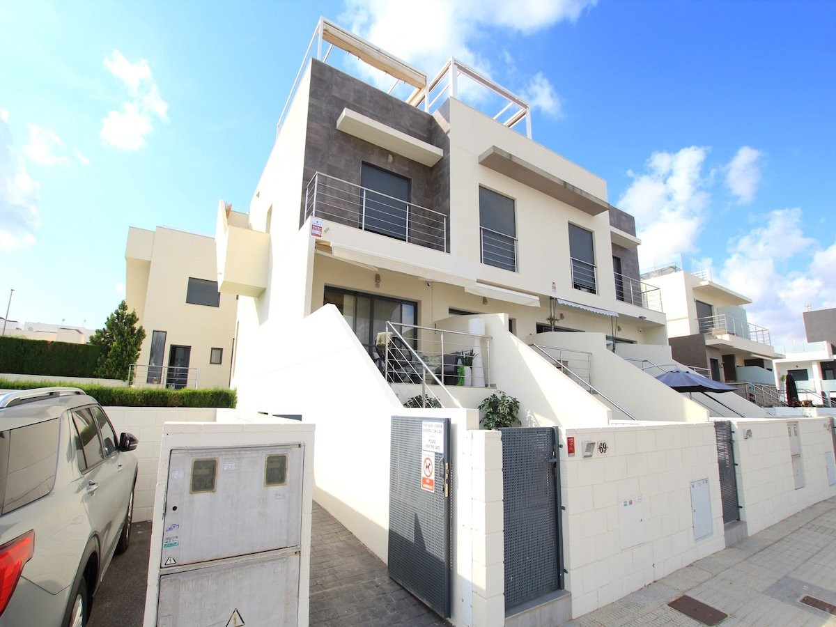 Huis te koop in Benijofar | 3 slaapkamers H5448685