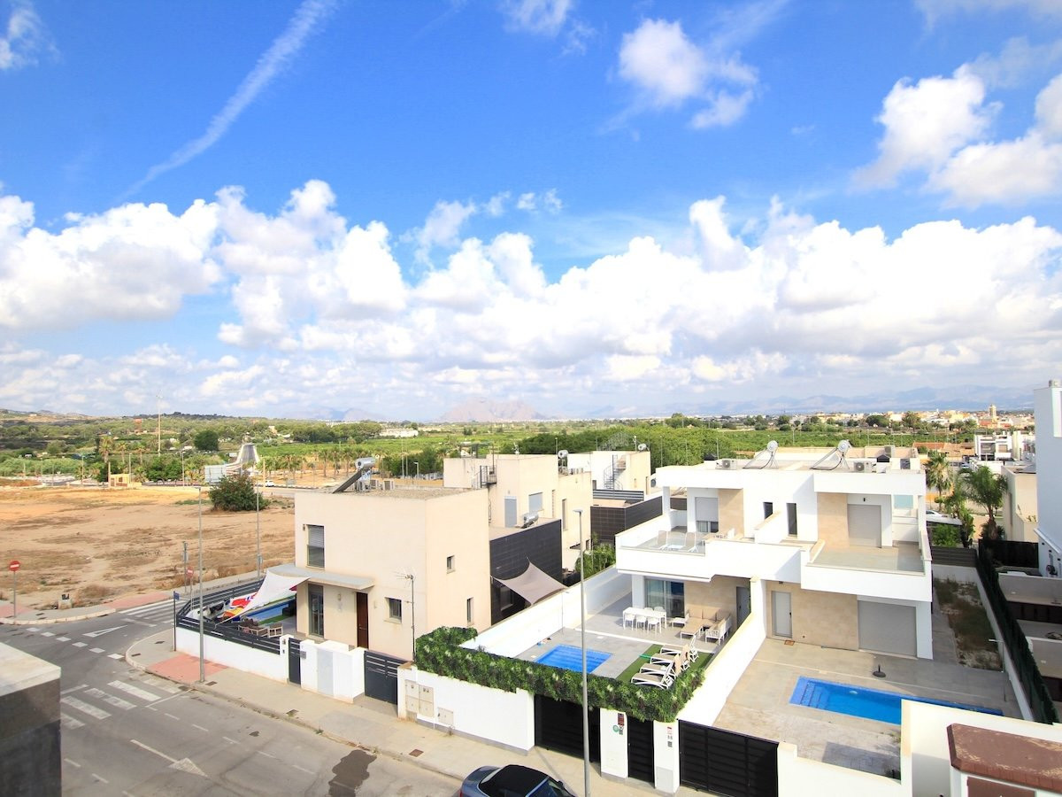 Huis te koop in Benijofar | 3 slaapkamers H5448685