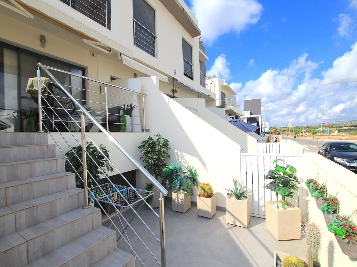 Huis te koop in Benijofar | 3 slaapkamers H5448685