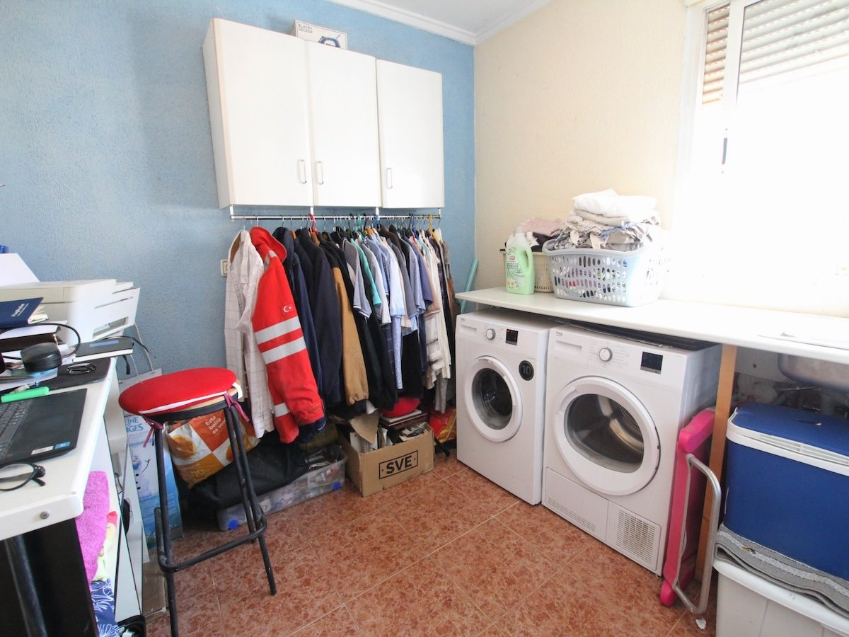 Huis te koop in Benijofar | 4 slaapkamers H5448697