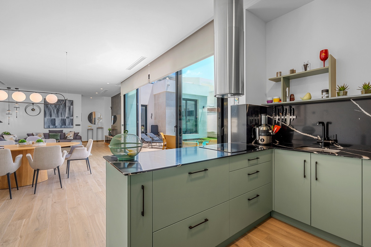 Huis te koop in Benijofar | 3 slaapkamers H5468116