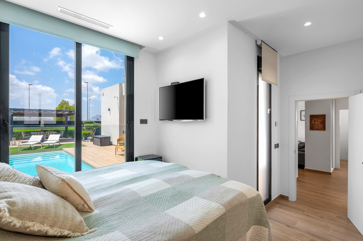 Huis te koop in Benijofar | 3 slaapkamers H5468116